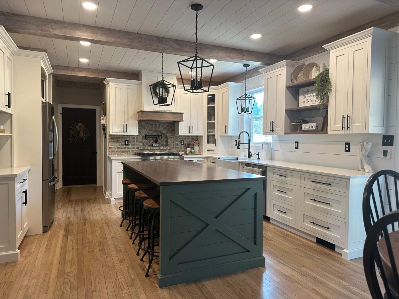 Kitchen &Amp; Foyer Remodel In Lincoln University