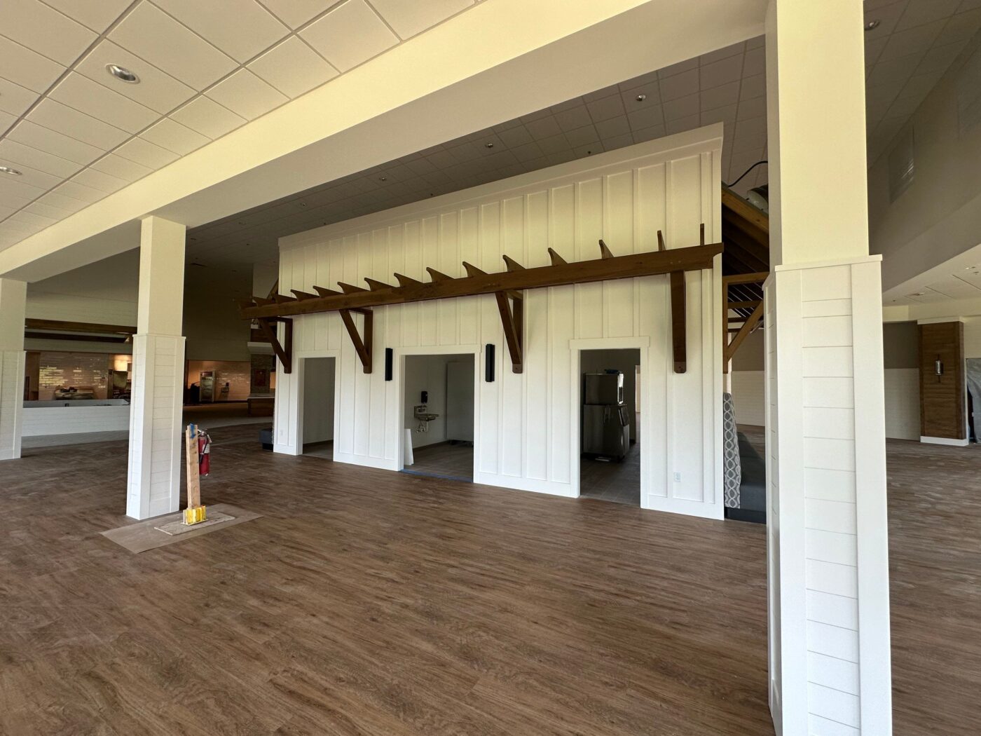 Trim &Amp; Cabinetry In Ronks Pa At Hershey Farms Resort &Amp; Restaurant &Ndash; Foggy Ridge Provides Services Near Lancaster Pa | Foggy Ridge Interiors